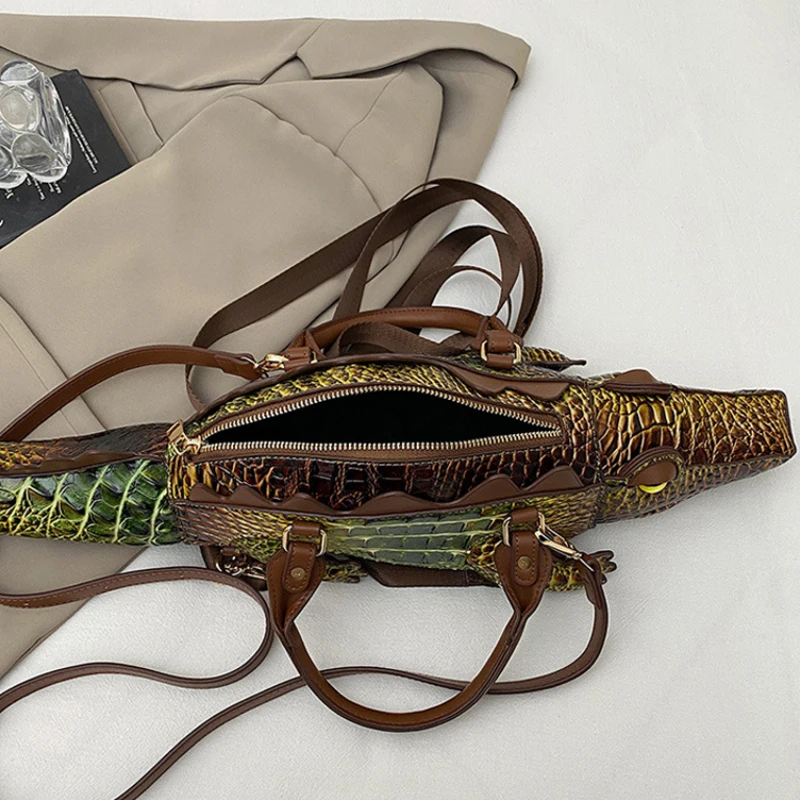 Crocodile Shape Crossbody Bag Funny Creative Animal Design Women Shoulder Handbag Zippered Crossbody Bag Novelty Weird Purse