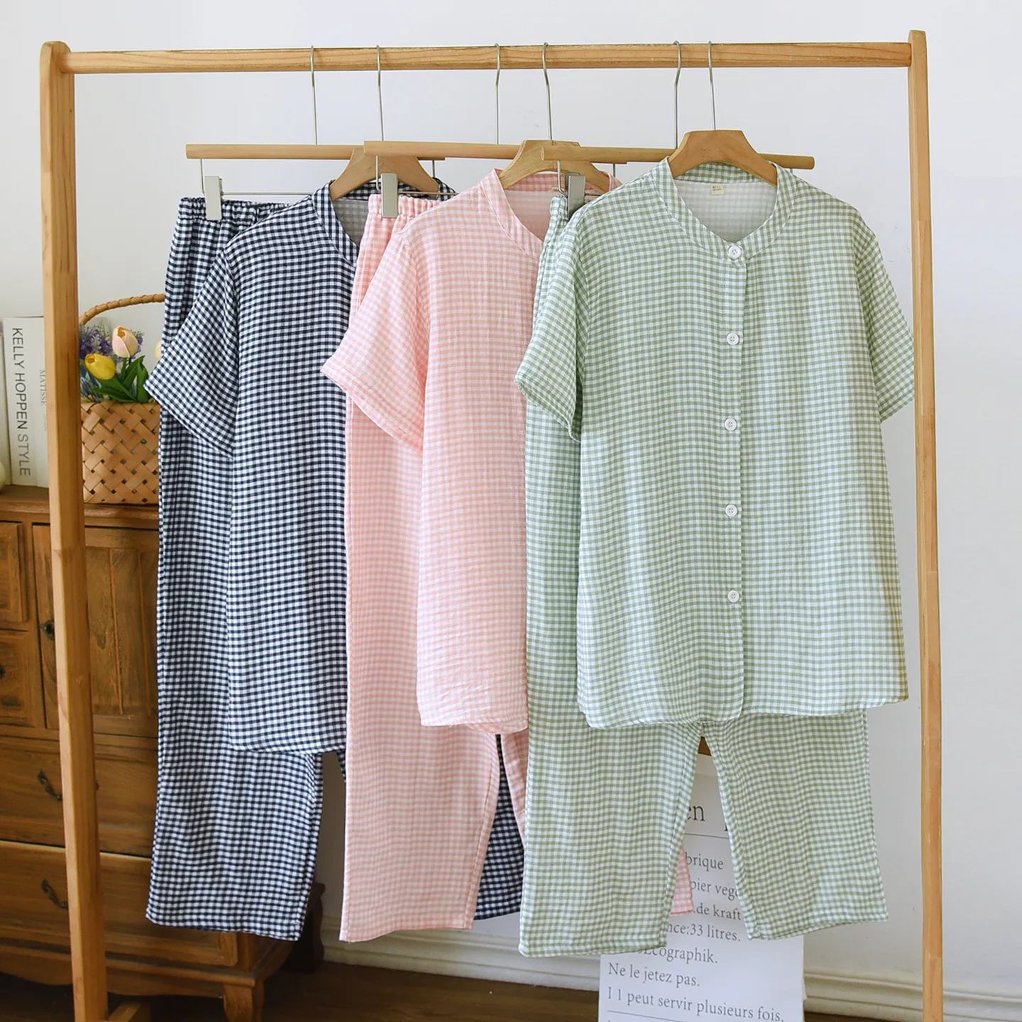 

Новый летний хлопковый пижамный костюм для пар, двухсекционная клетчатая пижама, мужская и женская домашняя одежда, домашняя одежда с короткими рукавами, пижамы