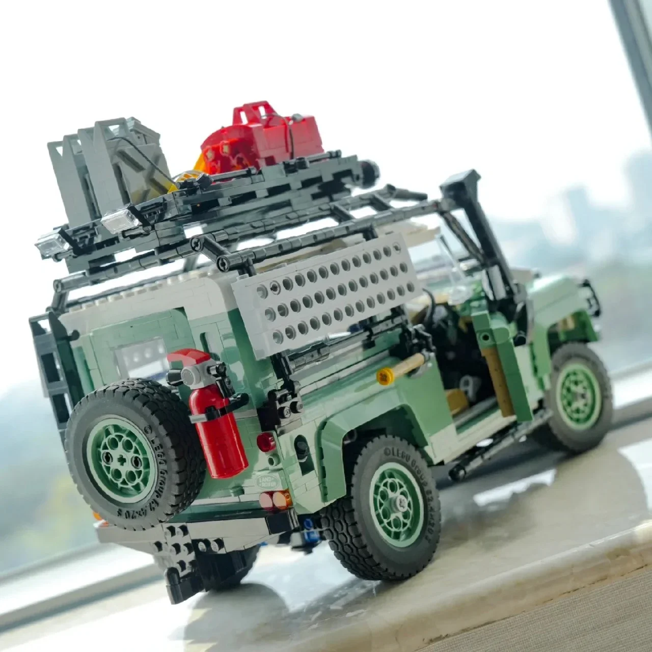 Famous Car Blocks Land Supercar Rover Off-Road Defender Vehicle Model 42110 Building Blocks Toys For Adult Kids Christmas Gifts