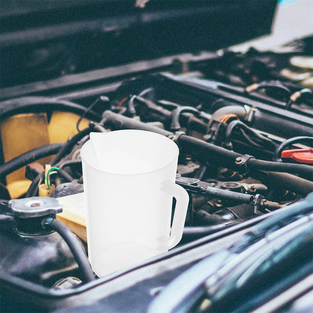 

2pcs 3000ml Oil Measuring Cup Large Capacity Plastic Cylinder for Car Transmission Fluid Mixing Pitcher White Cups