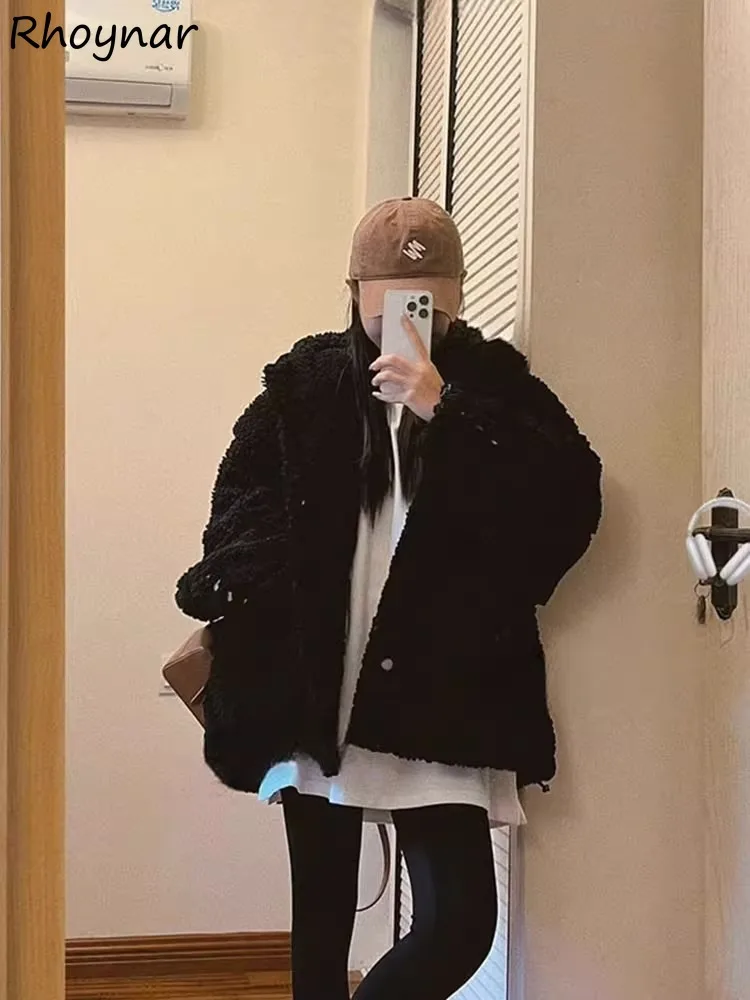 

Куртки женские утепленные на пуговицах из овечьей шерсти однотонные свободные корейский стиль универсальные крутые девушки с капюшоном зимнее пальто для отдыха горячее теплое пальто