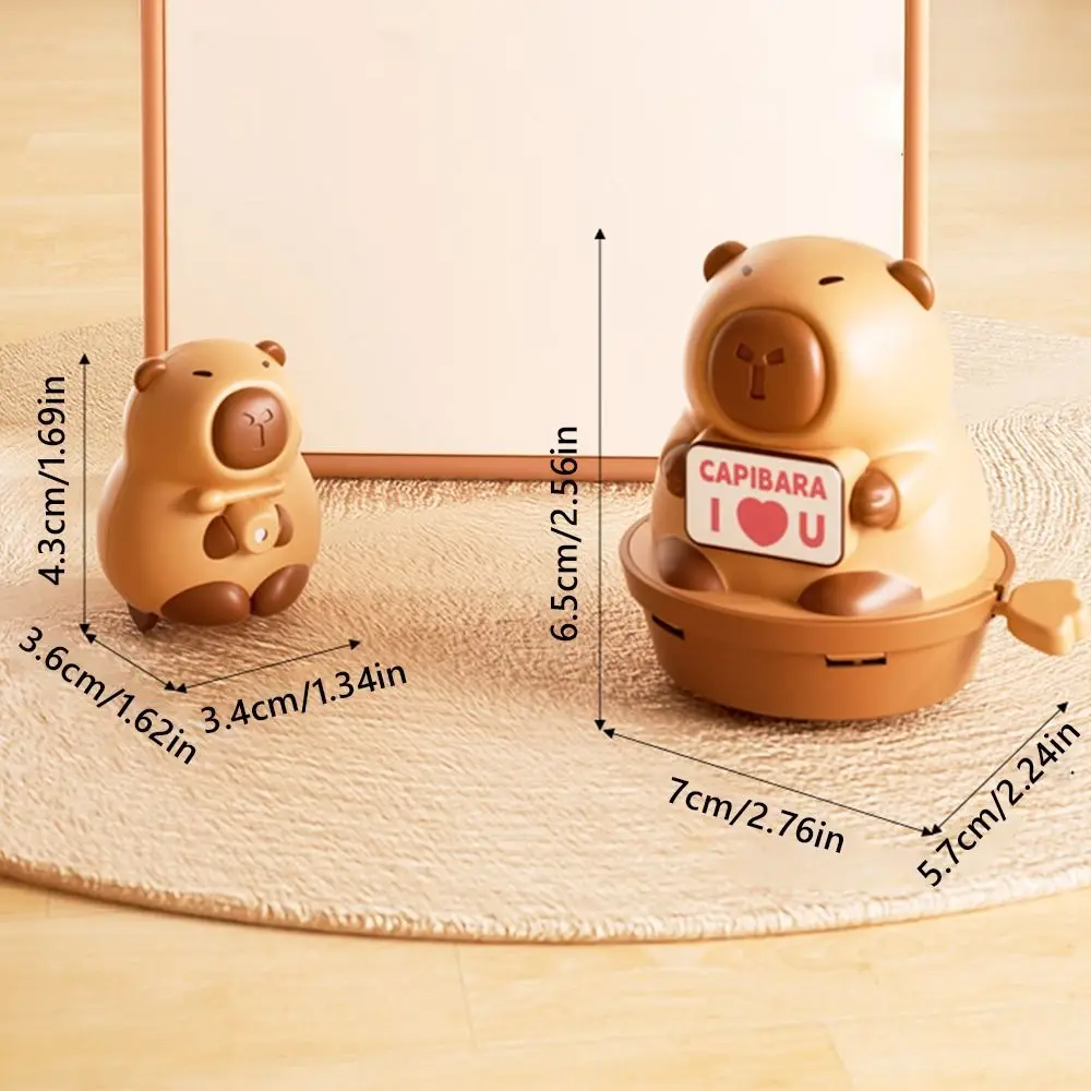 การ์ตูน Capybara Clockwork ของเล่นพลาสติกการเชื่อมต่อแม่เหล็ก Capibara Wind Up ตุ๊กตา Wind Up กลไกสีน้ําตาล Swing Crawling ของเล่น