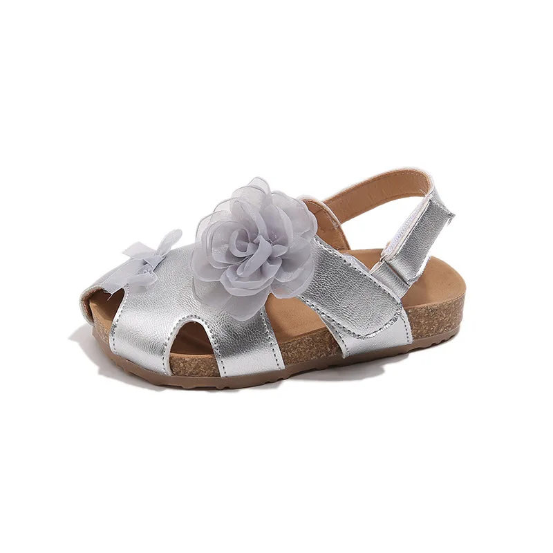 Girls' Sandals 2025 New Hollow Breathable Cute Flower Kid's Princess Shoes Casual Versatile Children's Shoes Plus Size 22-36
