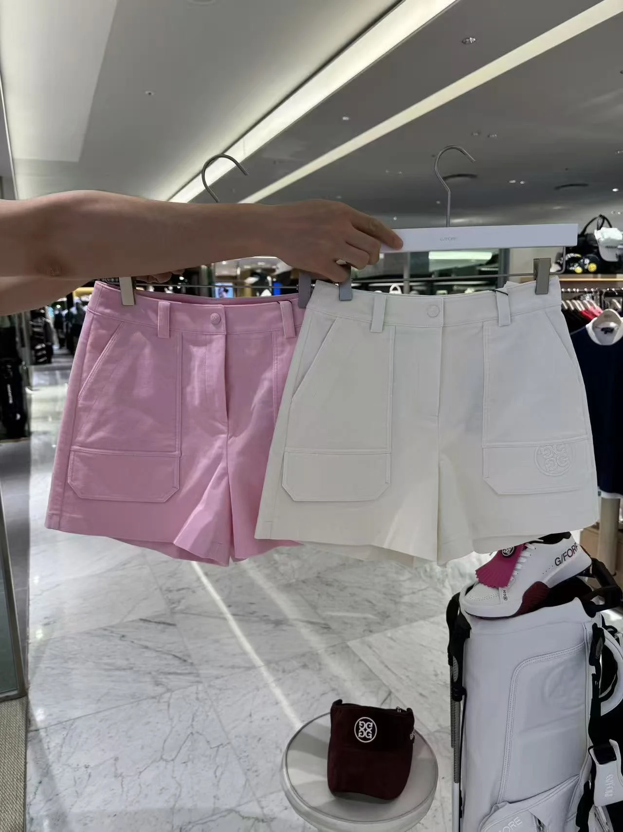 

Women's Fashionable Casual Golf Shorts - Pleated A-Line Style with Excellent Stretch