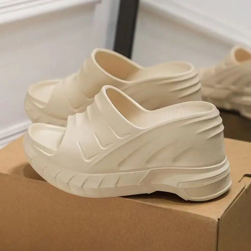 

2025 New Women Fashion Summer 8cm Chunky Sole Wedges Heels Flip Flops Casual Shoes Waterproof Taiwan Slippers Sexy Lady Sandals