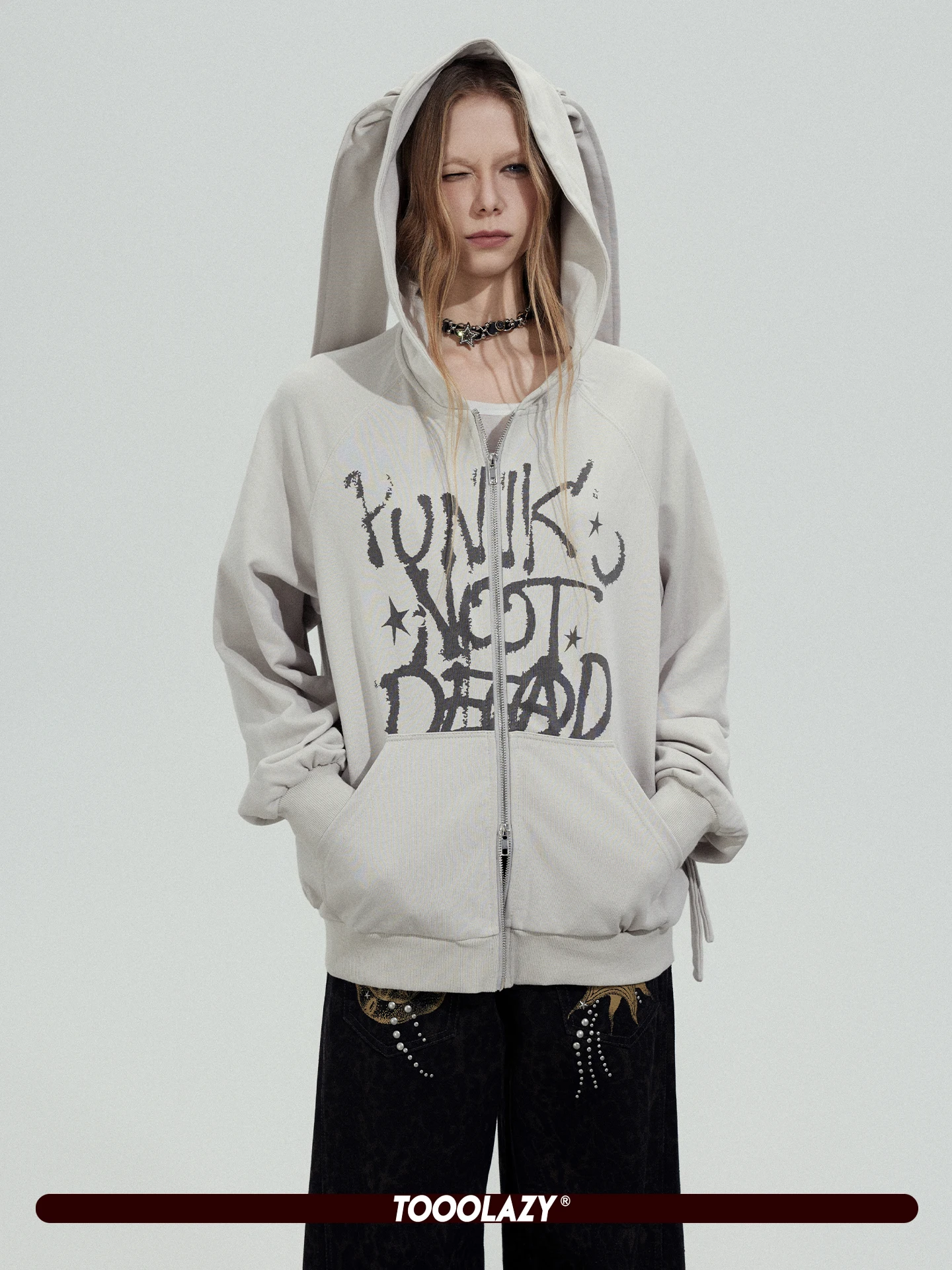 

TOOOLAZY Женская толстовка с принтом и ушками кролика, свободного кроя, с эффектом похудения, весна 2026, с длинными рукавами, на молнии, повседневная