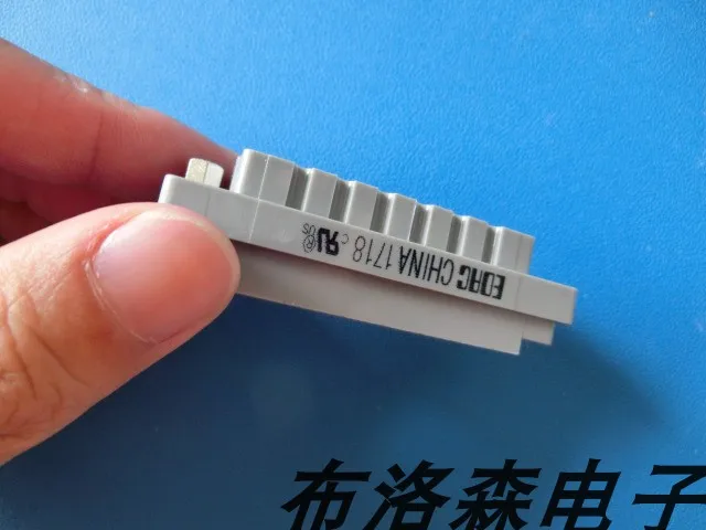 EDAC 516-090-000-402 ขั้วต่อสีเทา 90P เชลล์ตัวเมีย 90 ทางซ็อกเก็ตในสต็อก