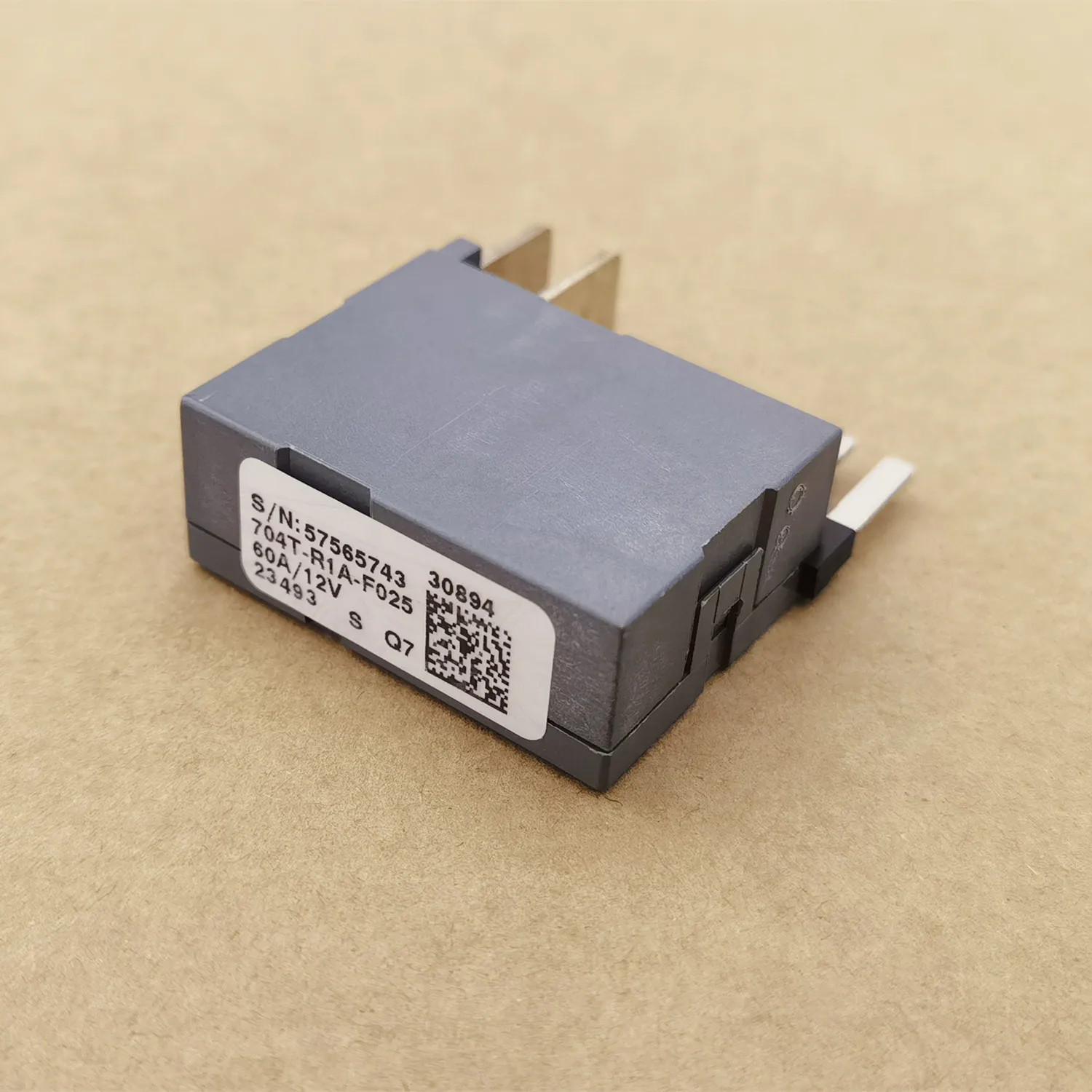 Hot Spot A 0035422819 Relais 704T-R1A-F025 60A 12V – Detail 3