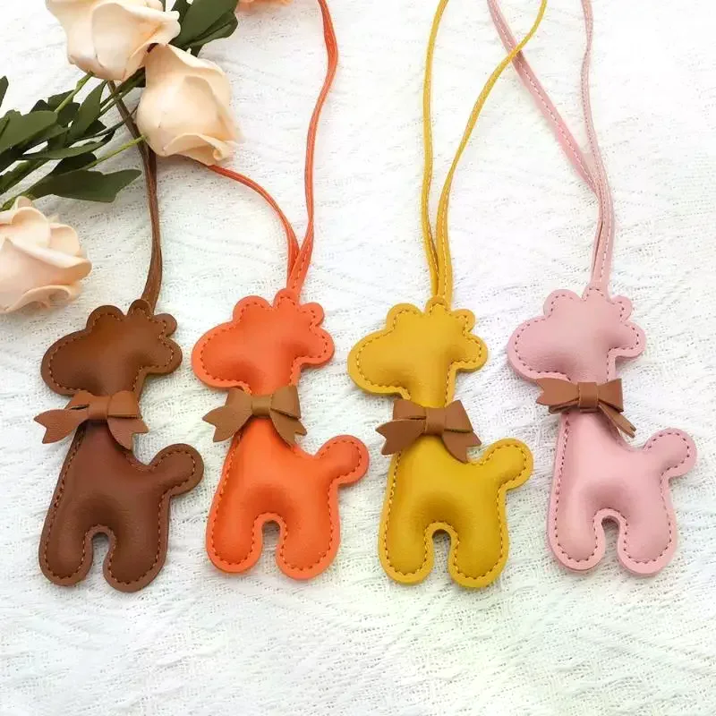 

1 шт., брелок из искусственной кожи, милый мультяшный бант, кулон в виде жирафа, брелок для женщин и девочек, очаровательная сумка, подвесной автомобильный держатель для ключей, аксессуар