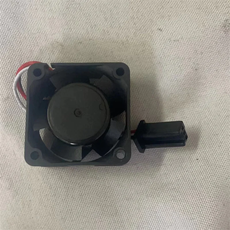 40x40x20mm 40mm Lüfter 1608VL-05W-B59 NMB 24V 0,09A 4020 CNC-Werkzeugmaschinenlüfter Gleichstrom-Axiallüfter