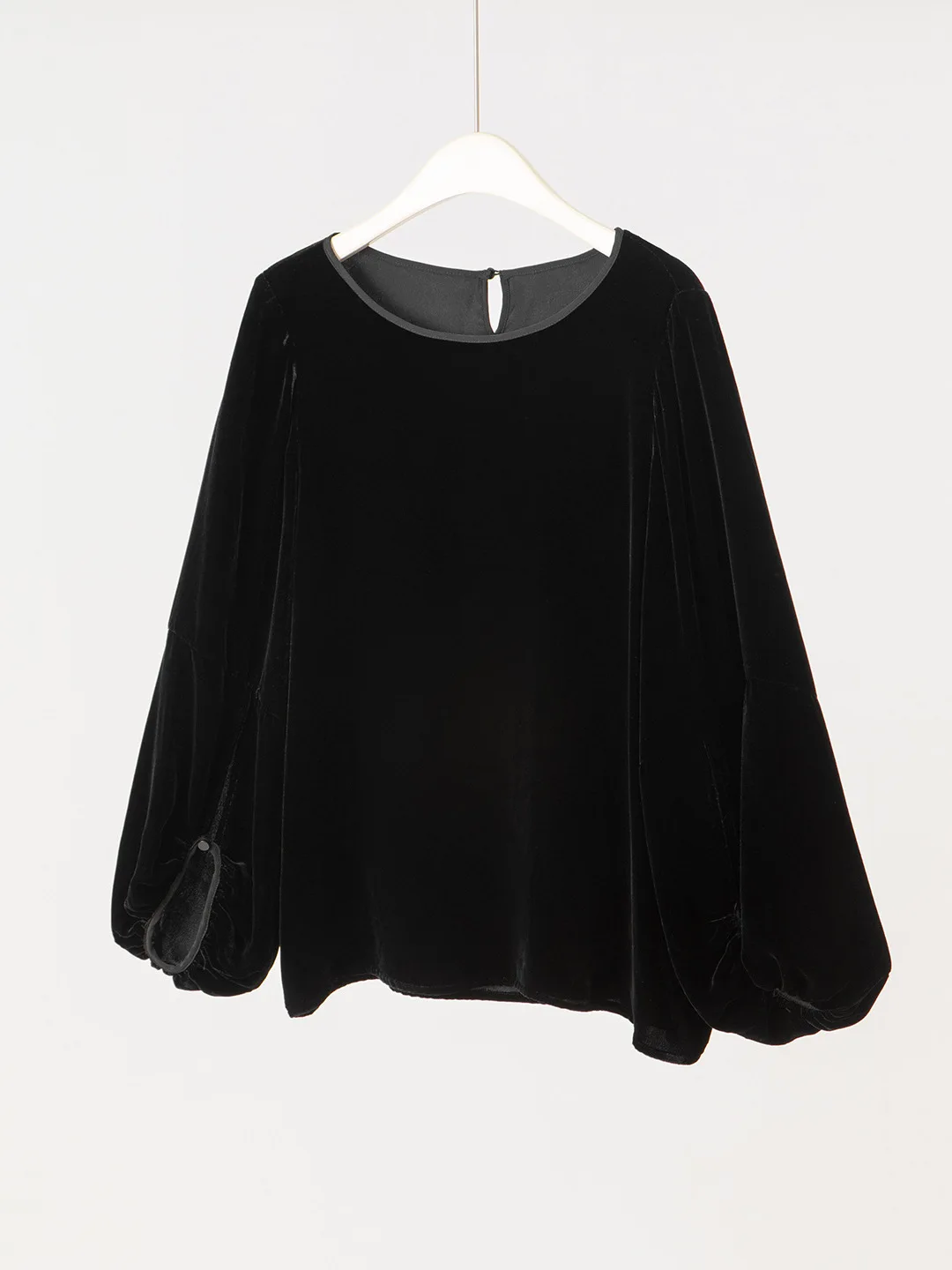 Winsleter-Bottom 100%Real Silk Elegant Velvet T-shirt, Lantern Sleeve O Neck, Woman Retro Casual Loose Top, 2026 Spring T61738CC
