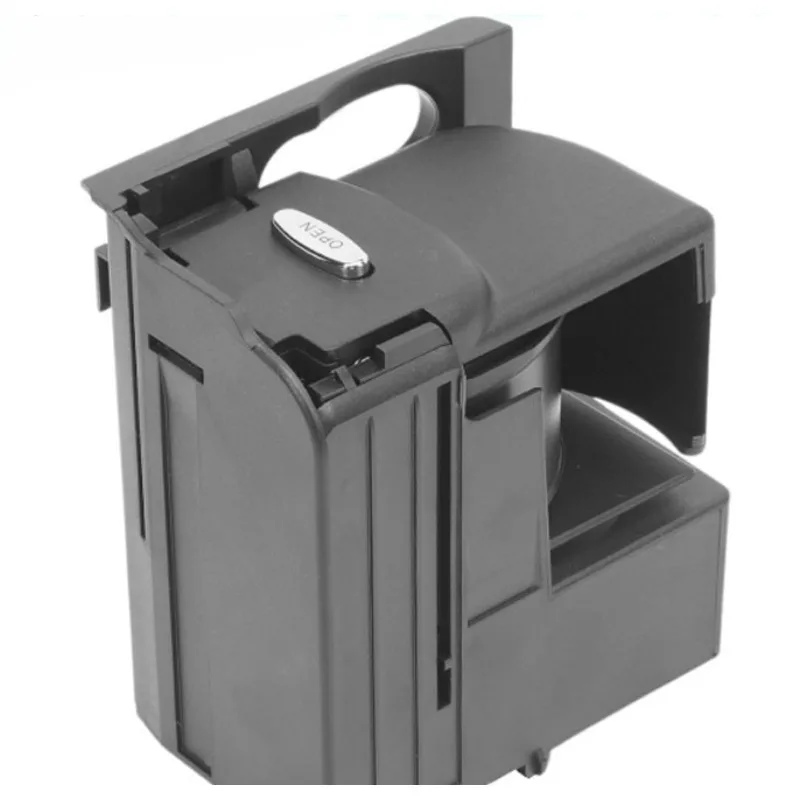 

OEM 2116800014 Подстаканник для центральной консоли Mercedes-Benz 2004-2012 CLS C219