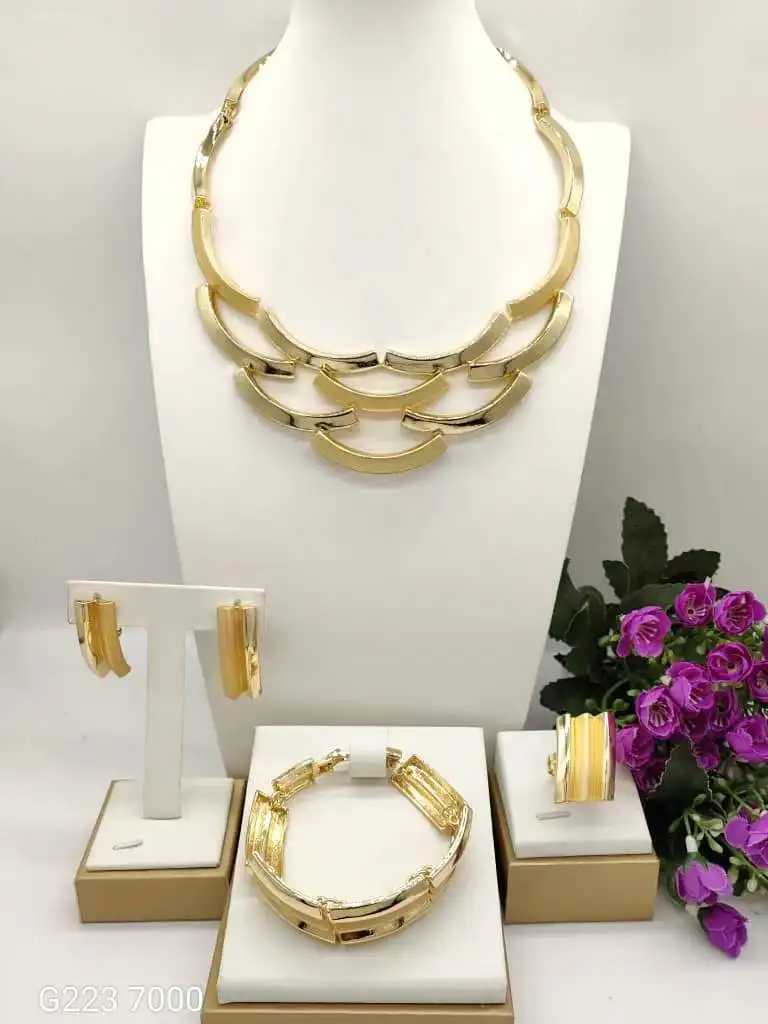 New In Luxury 18K Gold Plated Jewelry Set Italy Dubai Necklace Earrings Bracelet Ring For Women Mother's Day Gift ﻿High Quality