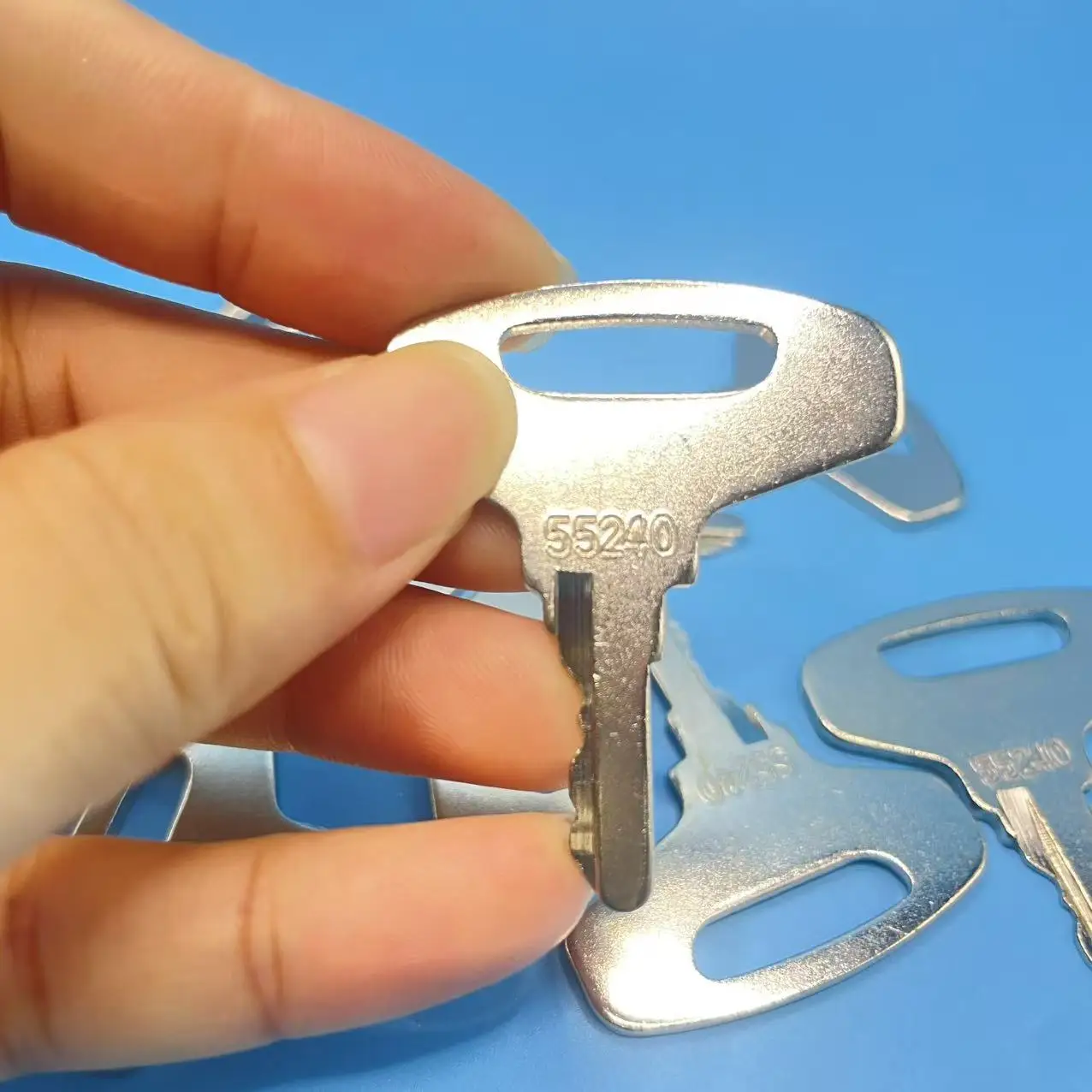 1/5/10 pezzi per chiave di accensione del trattore 55240 CHIAVI serie B e GL 66711-55140 - Ilco 1539