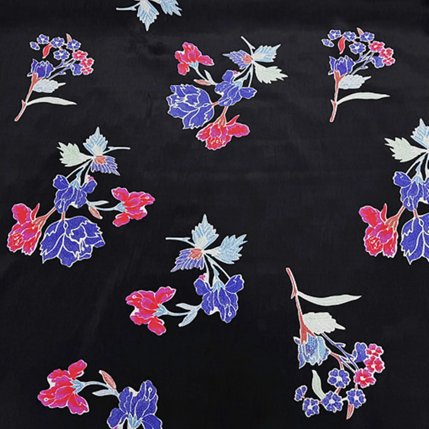 18 Momme Black Base Botanical Floral Wide Width Silk Crepe De Chine Mulberry Silk for Summer Dress Blouse