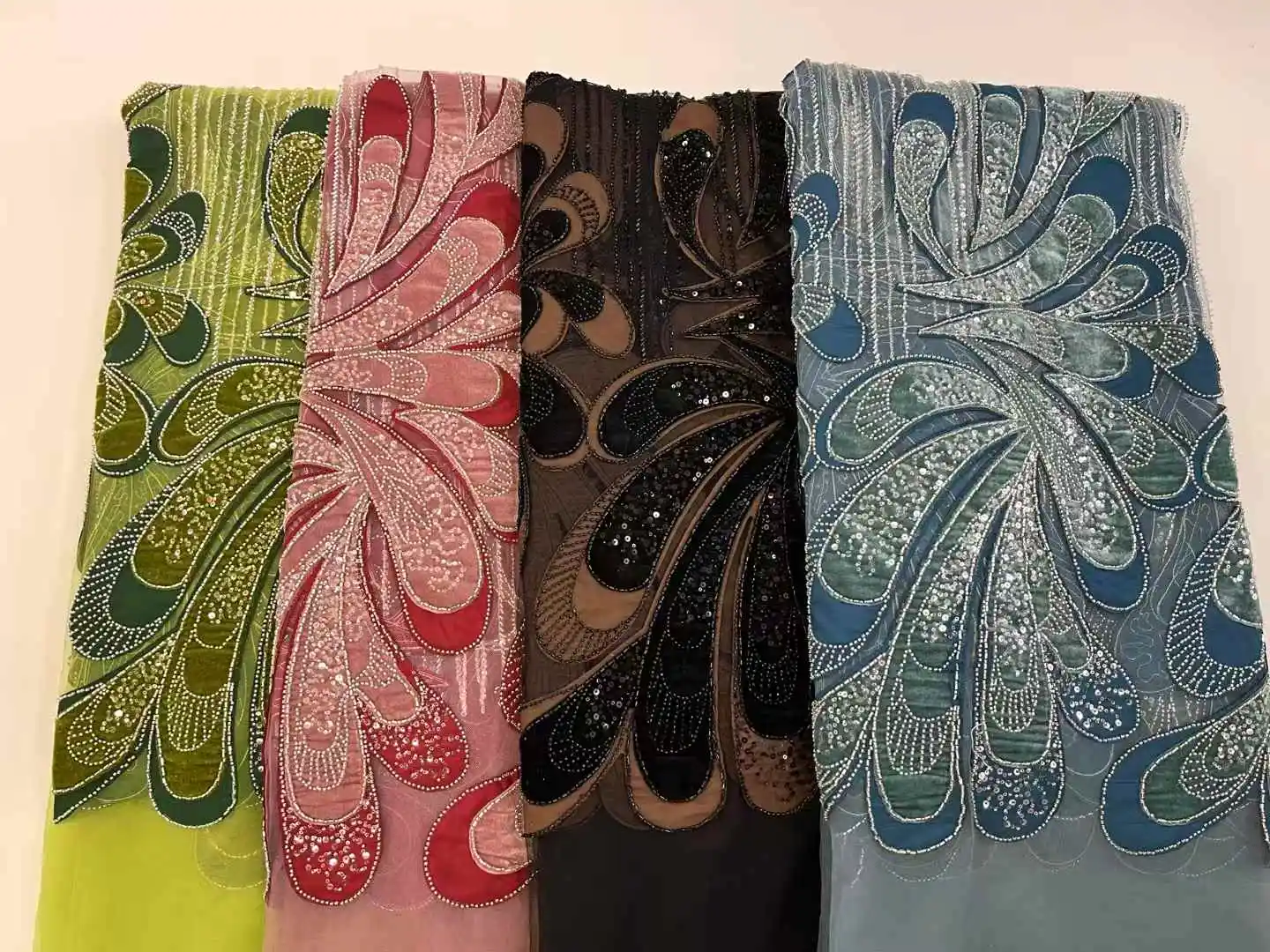 

Luxury African Beaded 2025 High Quality Nigerian Sequins With Pearl Lace French Tulle Lace Fabric For Party Dress Sewing