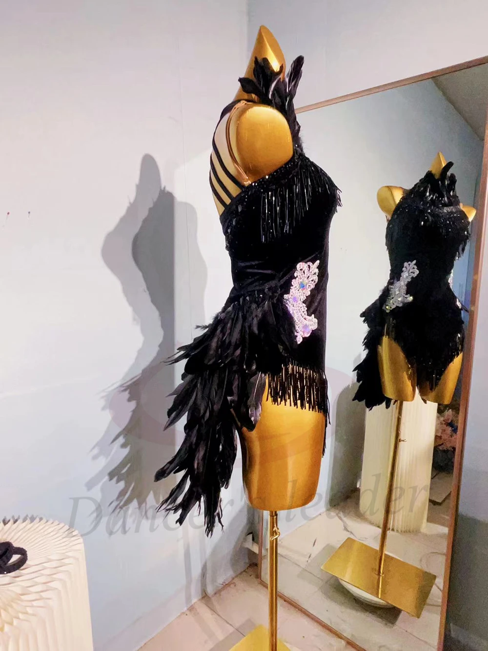 Abito da ballo latino per bambini adulti AB Stone High-End personalizzato Piuma nera Cha Tango Abbigliamento professionale da donna