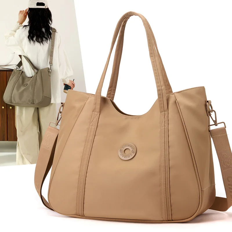 

Классическая большая сумка-тоут, модная пригородная сумка с вышивкой, украшенная сумка через плечо с застежкой-молнией, нейлоновый коврик...