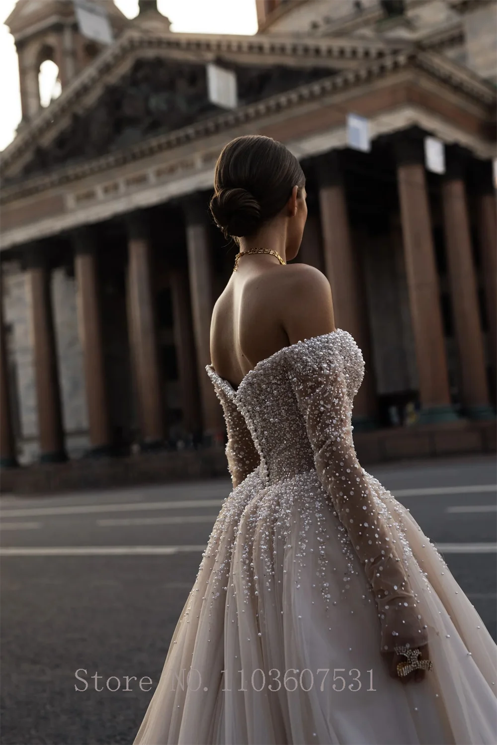 Luxus von der Schulter Tüll Perlen Perlen Brautkleider für Frauen lange Pailletten Ärmel A-Linie Gericht Brautkleid 2024