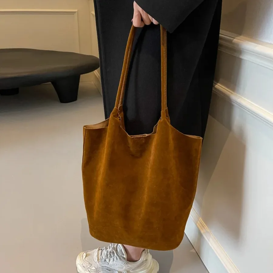 

Summer new fashion texture foreign-style retro simple large-capacity handbag popular shoulder bag work commuting female bag