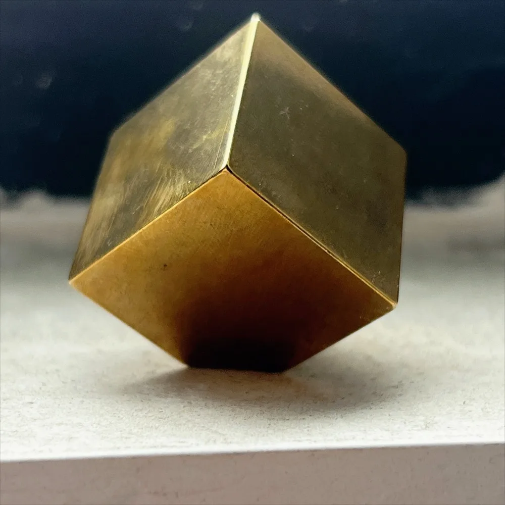 1pc Random 2.5*2.5cm Pyrite Cube,Unique Metallic Luster Pyrite Cube Specimen, Perfect for Mineral Collectors