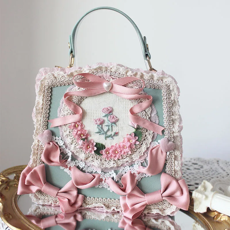 

Elegant Girl Heart Flower Lace Handbag Lolita Comic Tea Party Gorgeous Messenger Bag