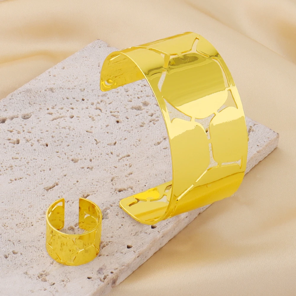 

Charms Vintage Smooth Irregular Bracelet for For Women Summer As Giftsfree shipping halloween Women Jewelry Fashion