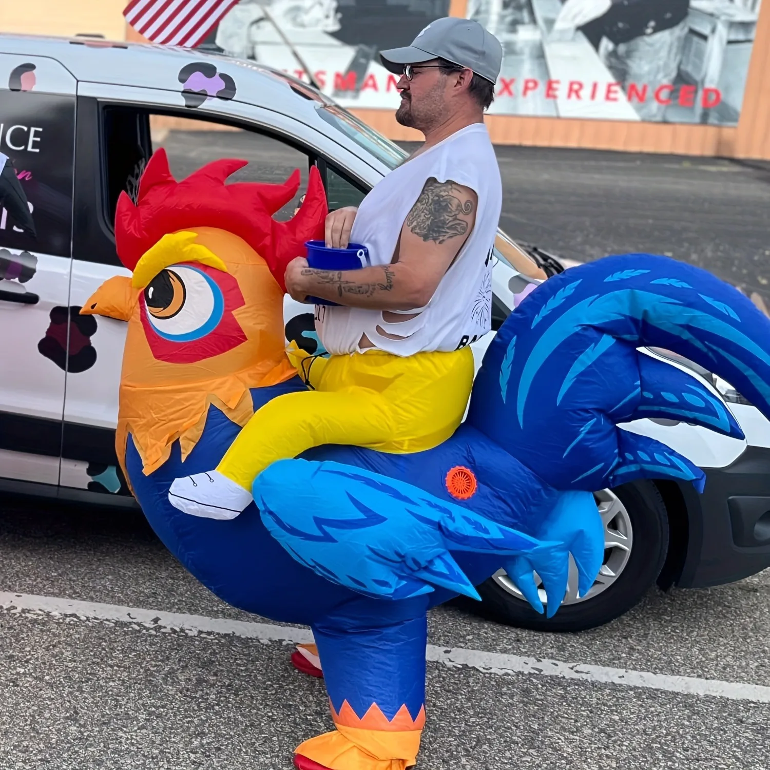 زي الديك المضحك القابل للنفخ - لعب الأدوار المثالي لحفلات الهالوين الترفيهية