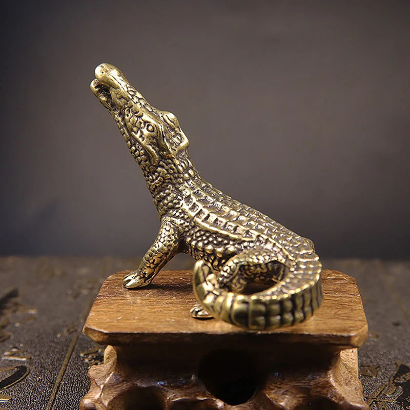 1Pc Antique Bronze Crocodile Miniature Figurines Vintage Brass Mini Alligator Statue Desk Ornaments Home Feng Shui Decor Crafts‘