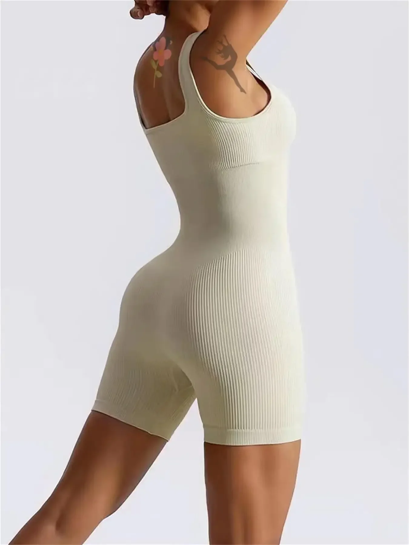 Abbigliamento da yoga corto monopezzo senza cuciture Abbigliamento sportivo Palestra da donna Push Up Abbigliamento da allenamento Fitness Tuta sportiva Tuta da yoga