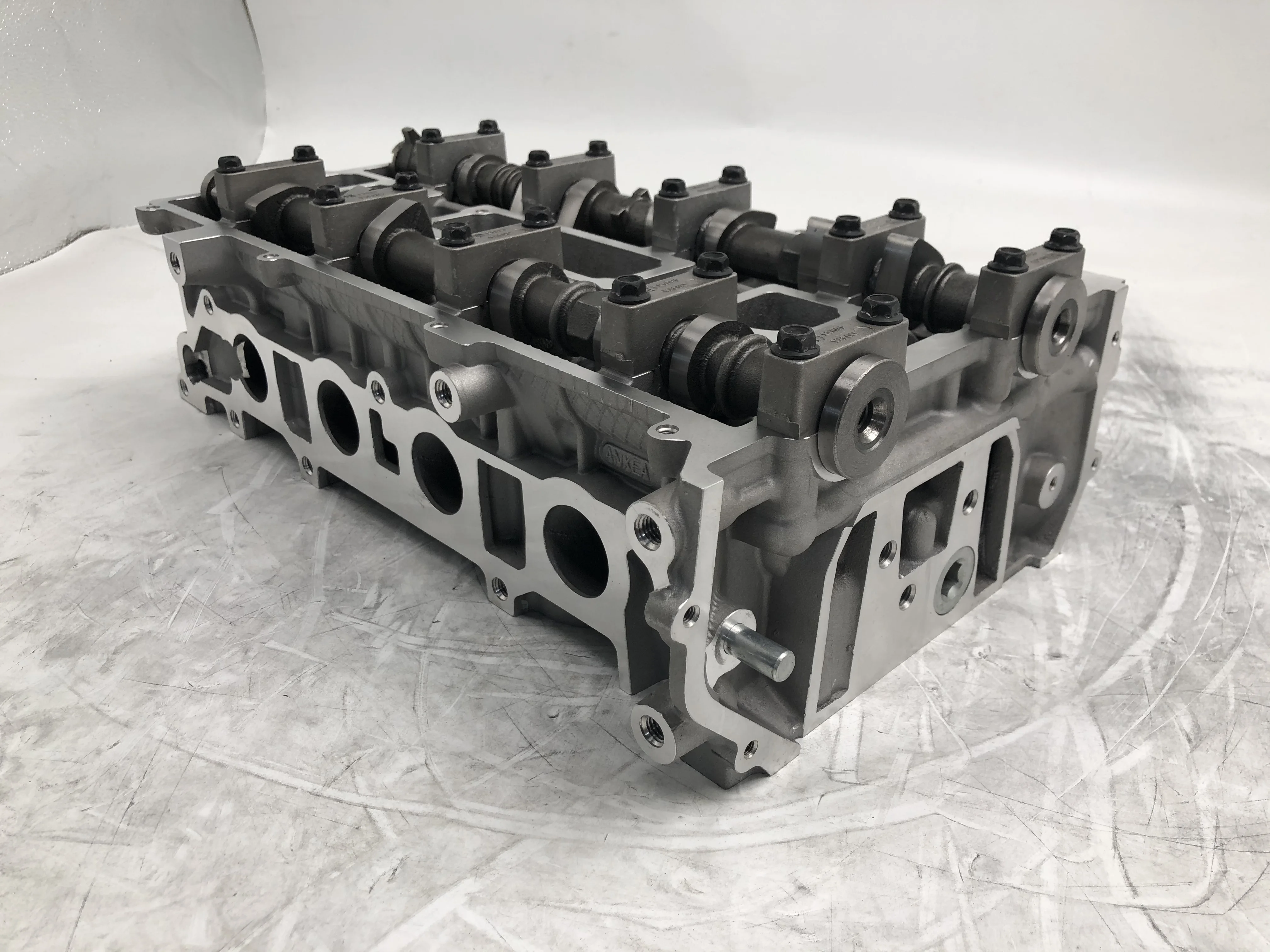 Factory Auto Parts Engine Cylinder Head for Toyotas Mazdas Mitsubishis Nissan Suzuki Kia Hyundais Peugeots Renault VW