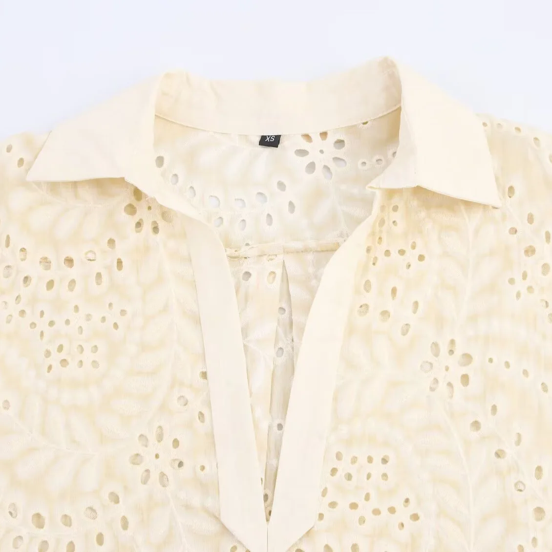 Women Hollow Out Embroidery V-Neck Long Sleeve Blouse&Elastic Waist Shorts Set Casual White Full Temperament Suit Ladies Outfit