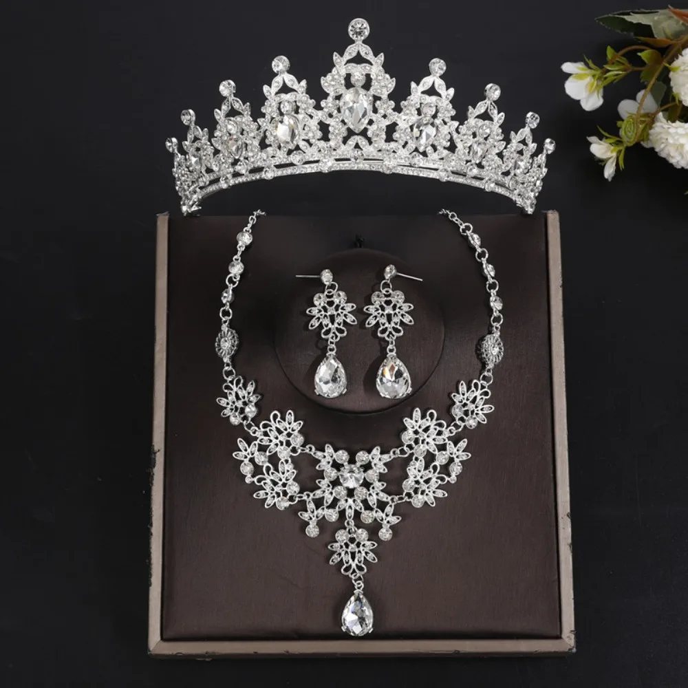 

Baroque Style Tiara Earrings Necklace Luxury Comfortable To Wear Bridal Jewelry Sets Shiny Widely Use Crystal Headdress