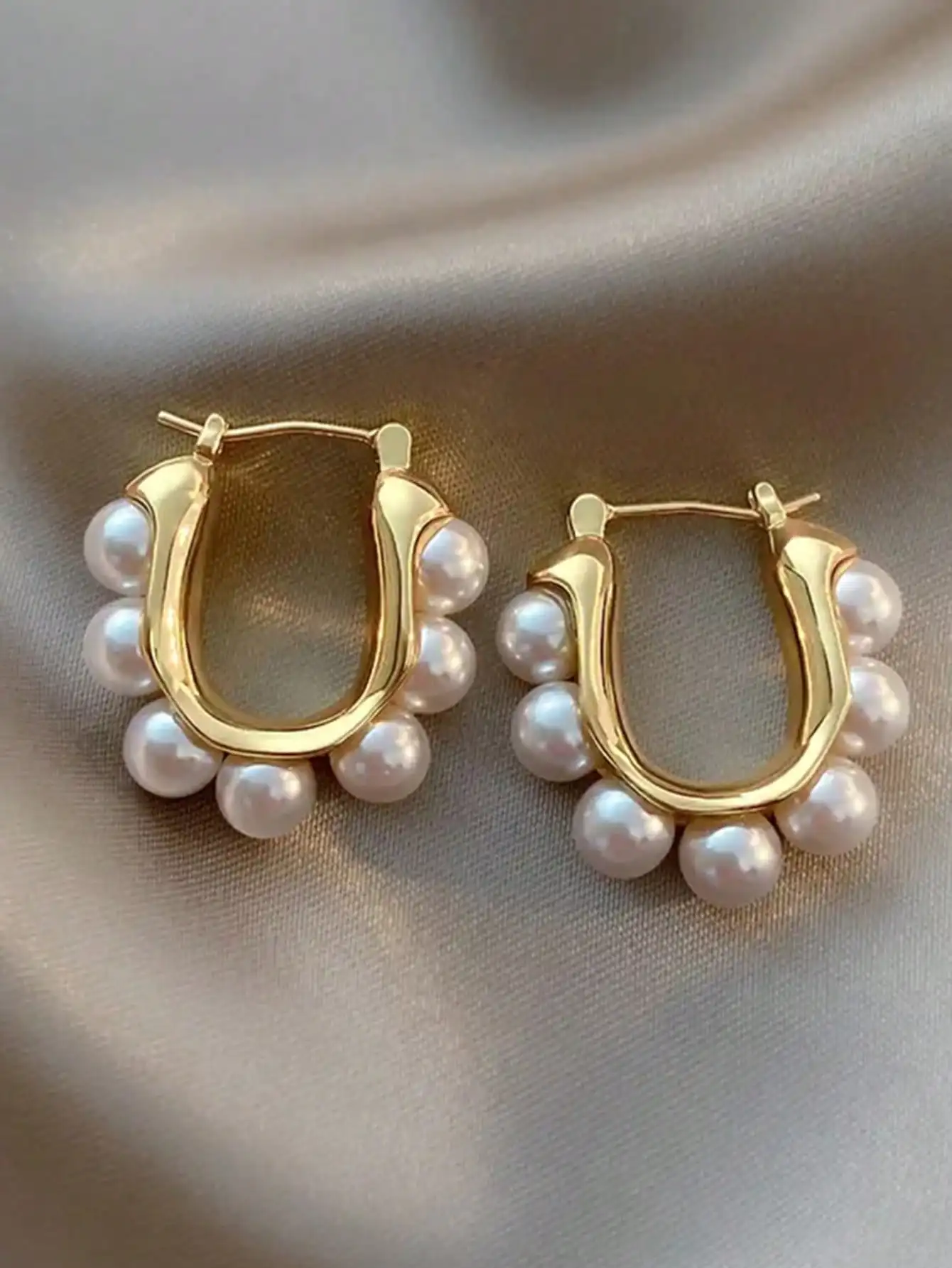 Thumbnail 2 - #17 Highest Rated Gold Earrings to Buy in 2026
