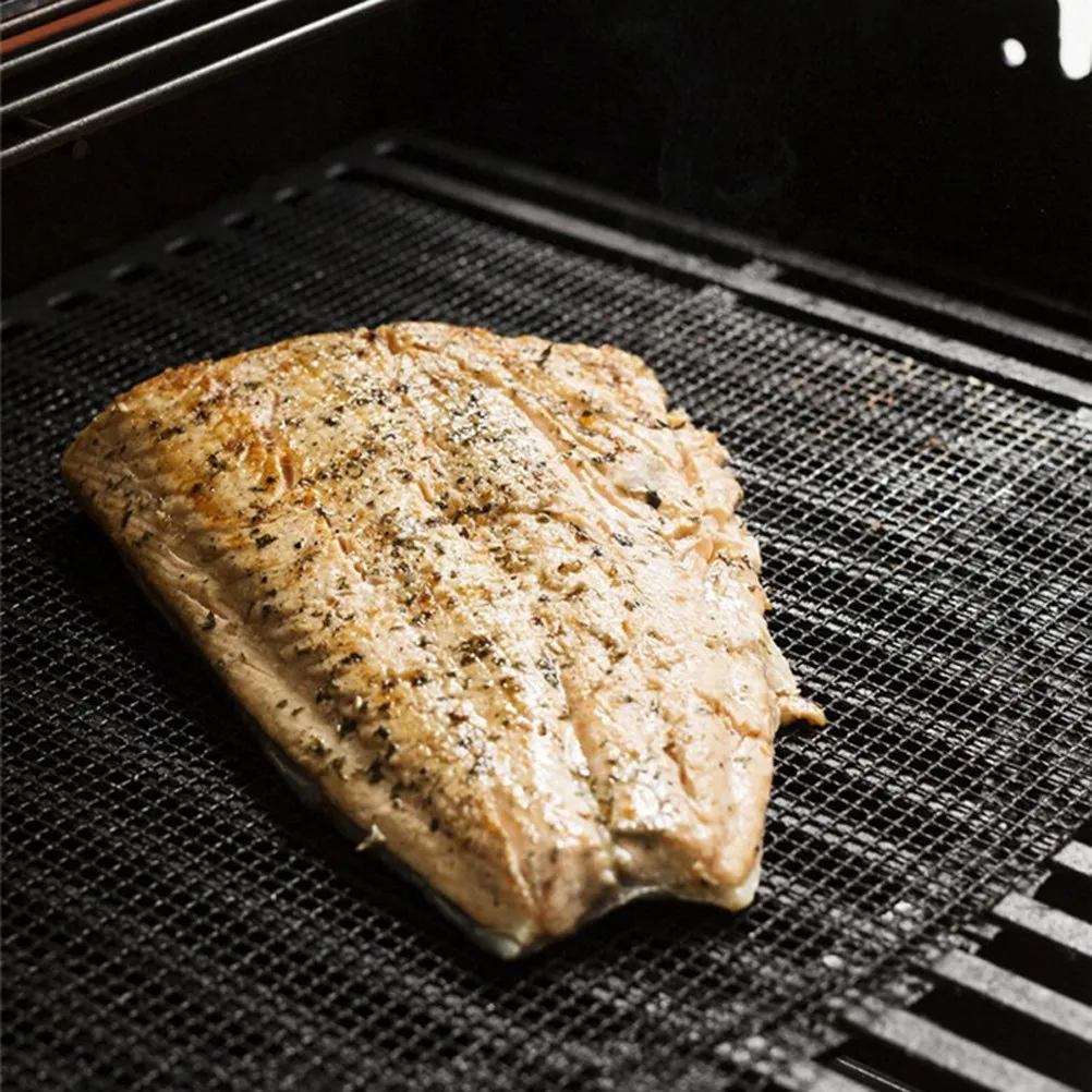 Barbecue Grill Mesh Mat 30x40cm Nonstick Fiberglass Bbq Grill Net Heat Resistant Lfgb Sgs Certified Dual-Side Use for Easy view 3