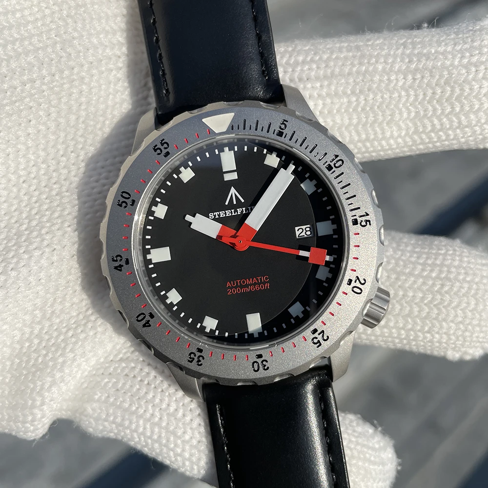 STEELFLIER Officieel SF752 Mode Mechanisch Horloge NH35 Beweging Super BGW9 Lichtgevende 20Bar Waterdichte Luxe Duikhorloges