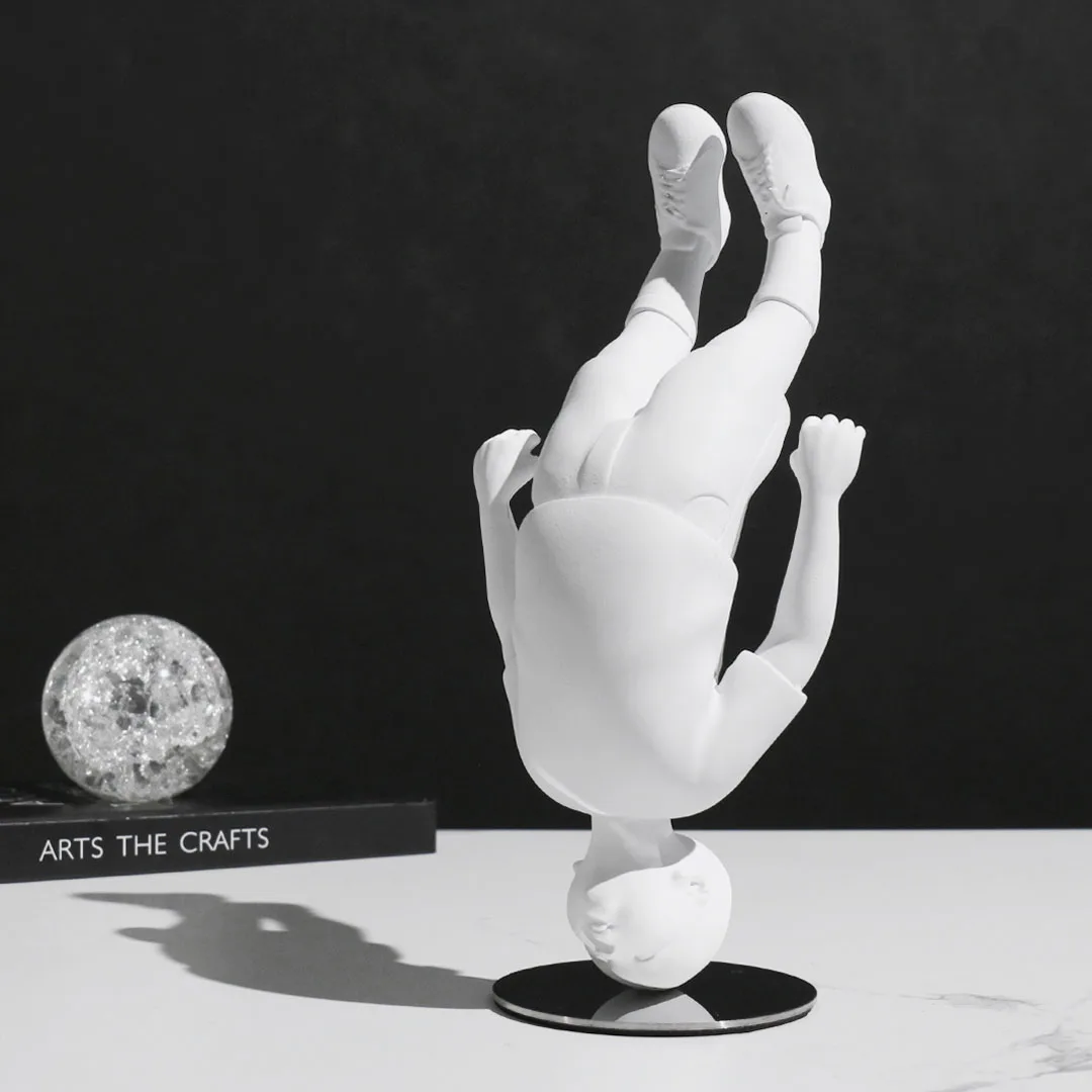 Modern Inverted Boy Statue Decoration Character Sculpture For Home Sales Office Living Room Resin Craft Soft Decor Furnishings