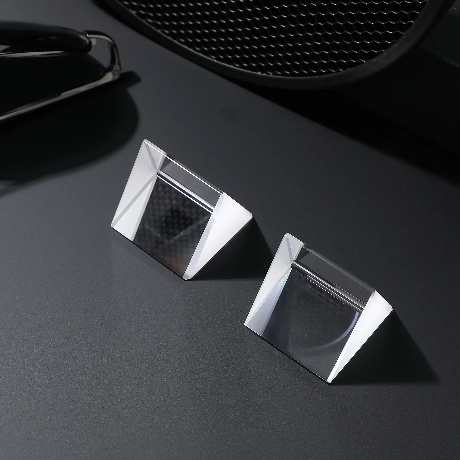 

4 pcs Clear Triangular Prisms Crystal for Science Optical Experiment Physics Teaching Tools Kids Toy Glass Prism Scope