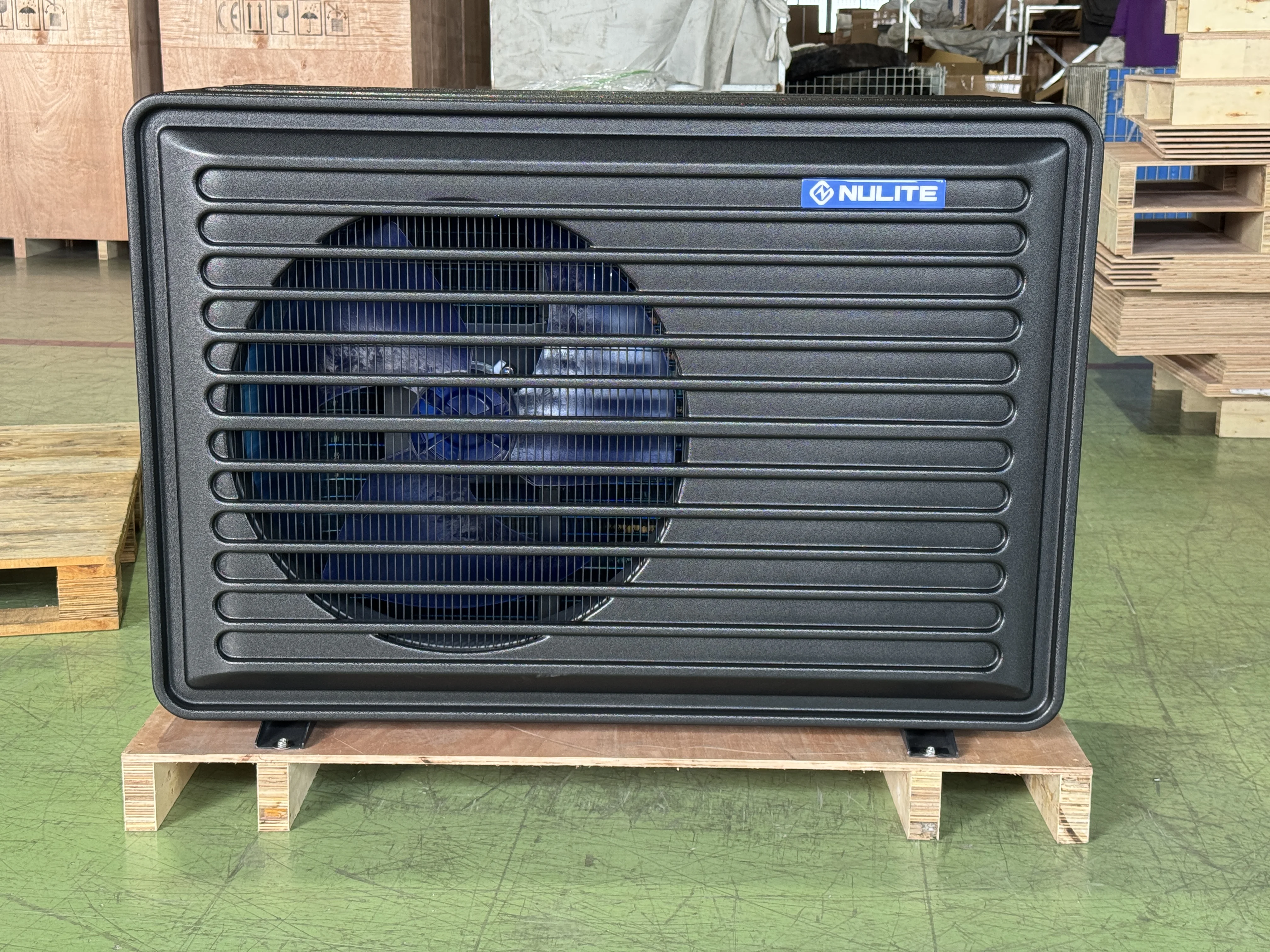 16kw Swimming Pool Heat Pump Tankless System R32 16kw 220V Inverter Home Pool Hotel Hot Water Heating Unit Energy Saving Outdoor