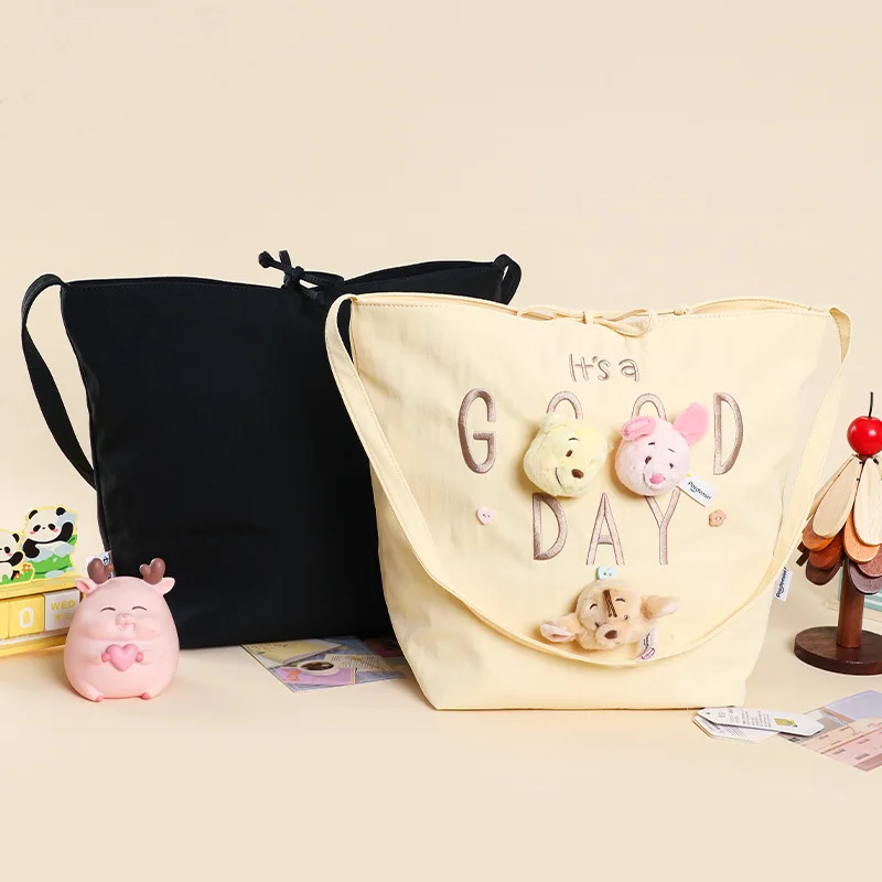 

Официально лицензированная сумка-мешок Disney 42,5 см с милым дизайном Винни-Пуха и Микки Мауса, с плюшевым декором, повседневная сумка на шнурке