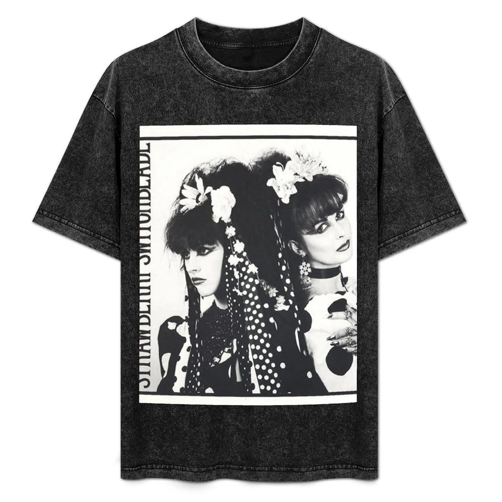 

Strawberry Switchblade T-Shirt Summer Casual Loose T-Shirt