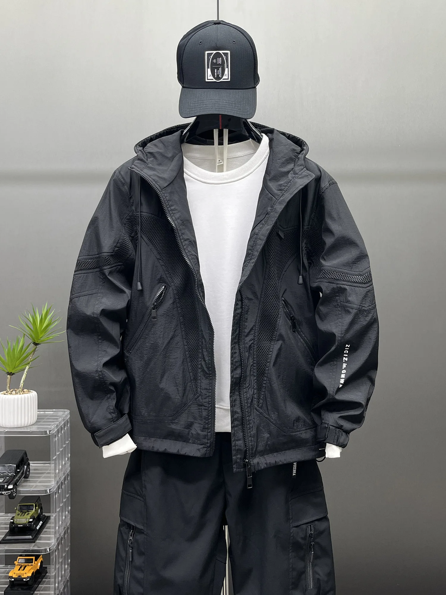 

Новая весенняя свободная мужская спортивная тонкая куртка с капюшоном в стиле пэчворк, повседневная верхняя одежда, длинная све, молодежная повседневная одежда