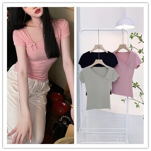 7180 Letnia Nowość Delikatny Styl Zen Jednolity Kolor Asymetryczny Kołnierz Nieregularny Cheongsam Zapinany na Guziki Krótki Rękaw T-Shirt Top