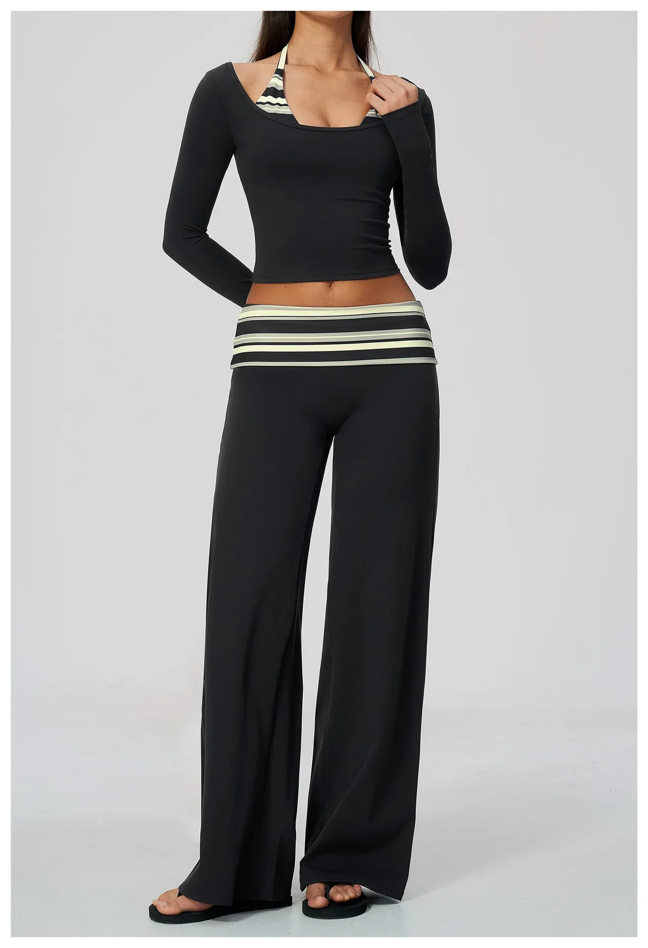 Damen 2-teiliges Yoga-Outfit, Langarm-Oberteil mit schmaler Passform, gestreifte, weit geschnittene Flare-Hose, Activewear-Set für Fitnessstudio, Training und Fitness – Detail 15