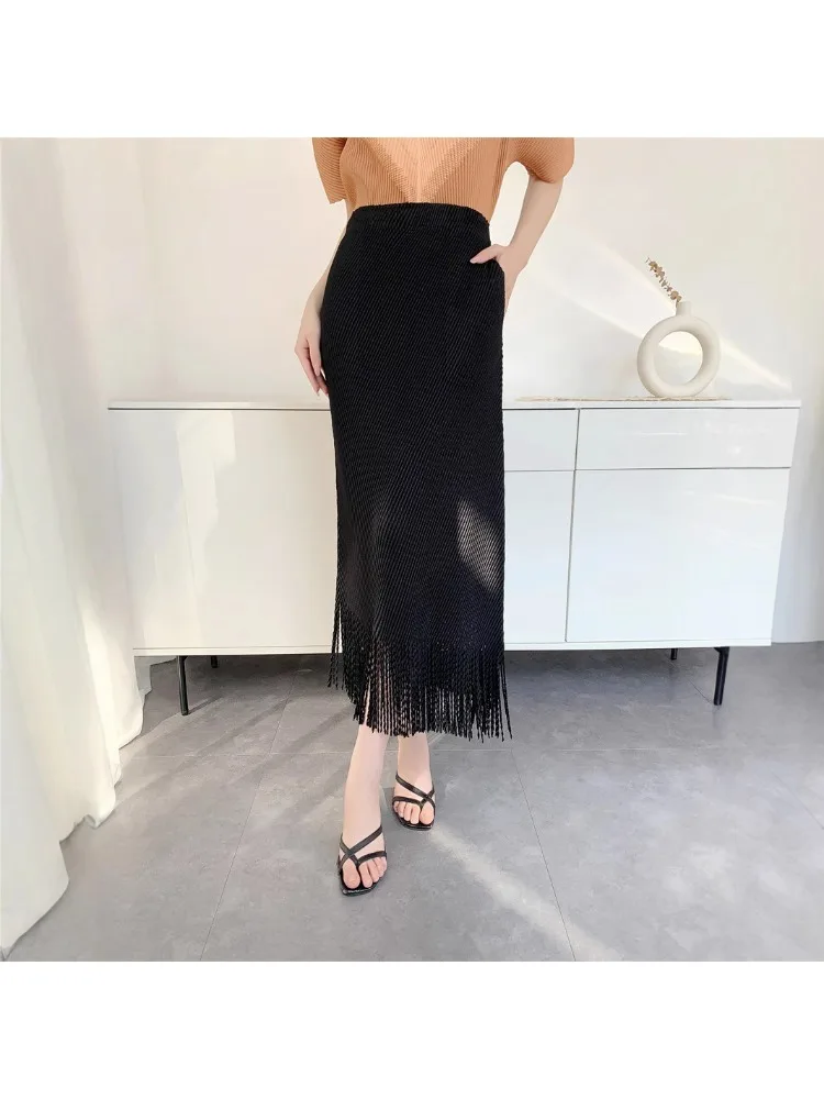 Miyake 2025 Summer Tassel Design Half Length Skirt for Women with Fish Scale Wrinkles, Slim Fit, High Waist, and Elegant Style