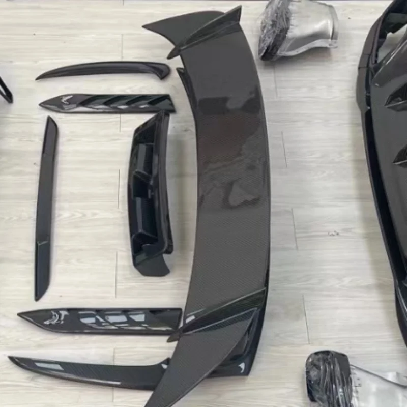 Carbon Fiber Overhead Rear Wing Body Kit for  Gt50 Gt63 Gt63S Modified with Topcar Style Rear Spoiler
