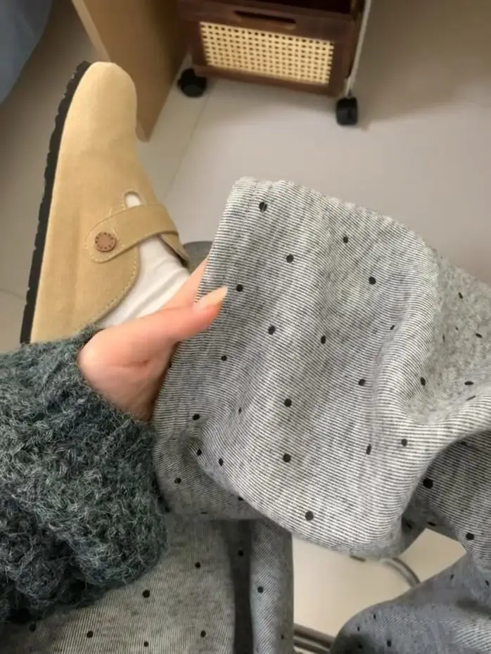 กางเกงขายาวทรงกว้างสำหรับวันหยุดพักผ่อน ผู้หญิง ฤดูใบไม้ร่วง ผ้าแคนวาส ทรงสองชั้น ทรงปกติ สไตล์นักเรียน ผ้าลูกฟูก ลายตาราง ผ้าถัก ลายสก็อต ผ้าปะต่อ ผ้าเนื้อนุ่ม