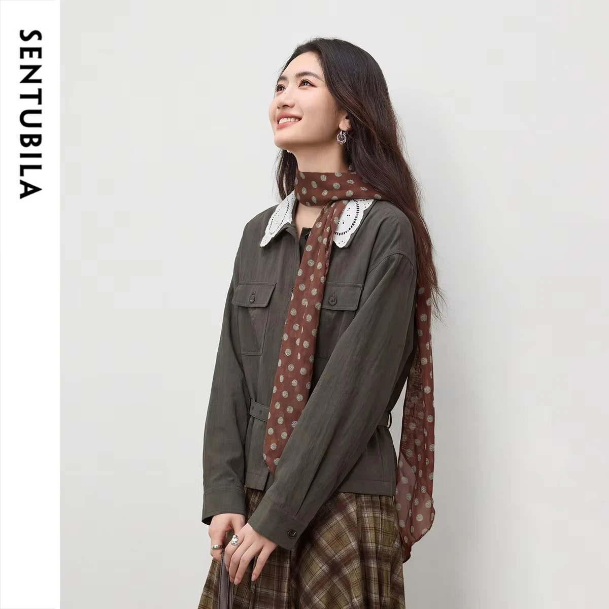 SENTUBILA Petite Women Shirt Jacket with Detachable Belt Double Layer Turn-down Collar Cropped Daily Commute Outerwear W61WB6597