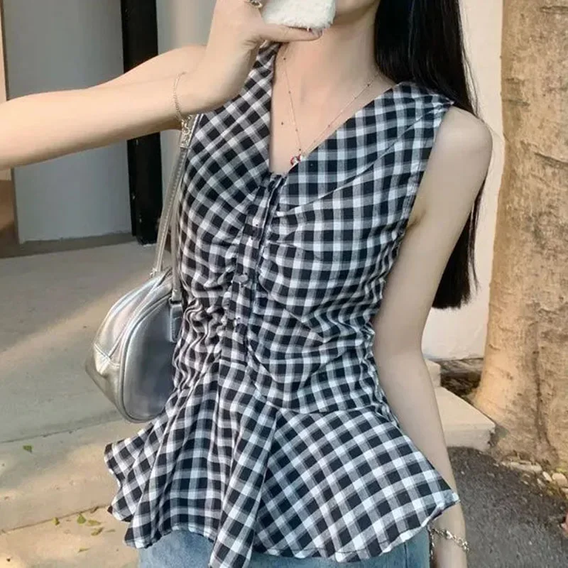 

Retro Plaid Women Tanks Summer Sexy V Neck Sweet Korean Lady Tops Casual Ruffles Red Designed Loose Female Vest New