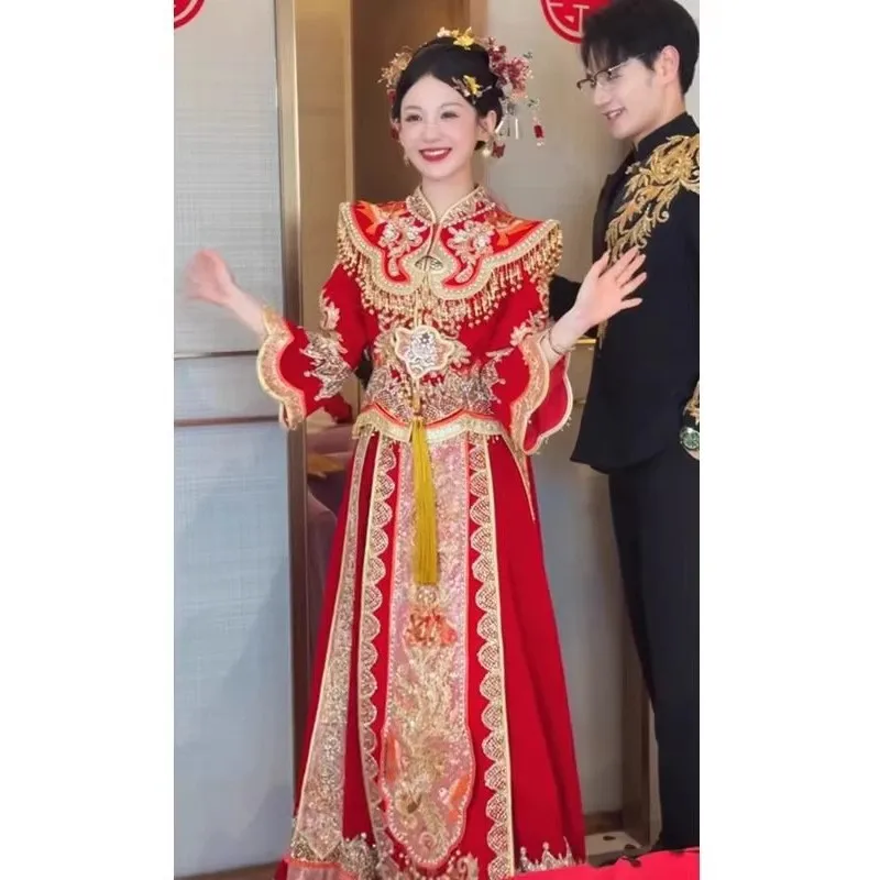 

New wedding dress for brides Chinese-style phoenix crown dragon and gown heavy craftsmanship women